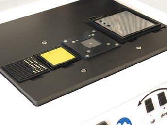 Heating plate 25x25 with tray support